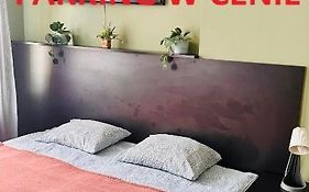 APARTAMENTY NA EVEREŚCIE W ŚCISŁYM CENTRUM Ul DWORCOWA PARKING GRATIs!